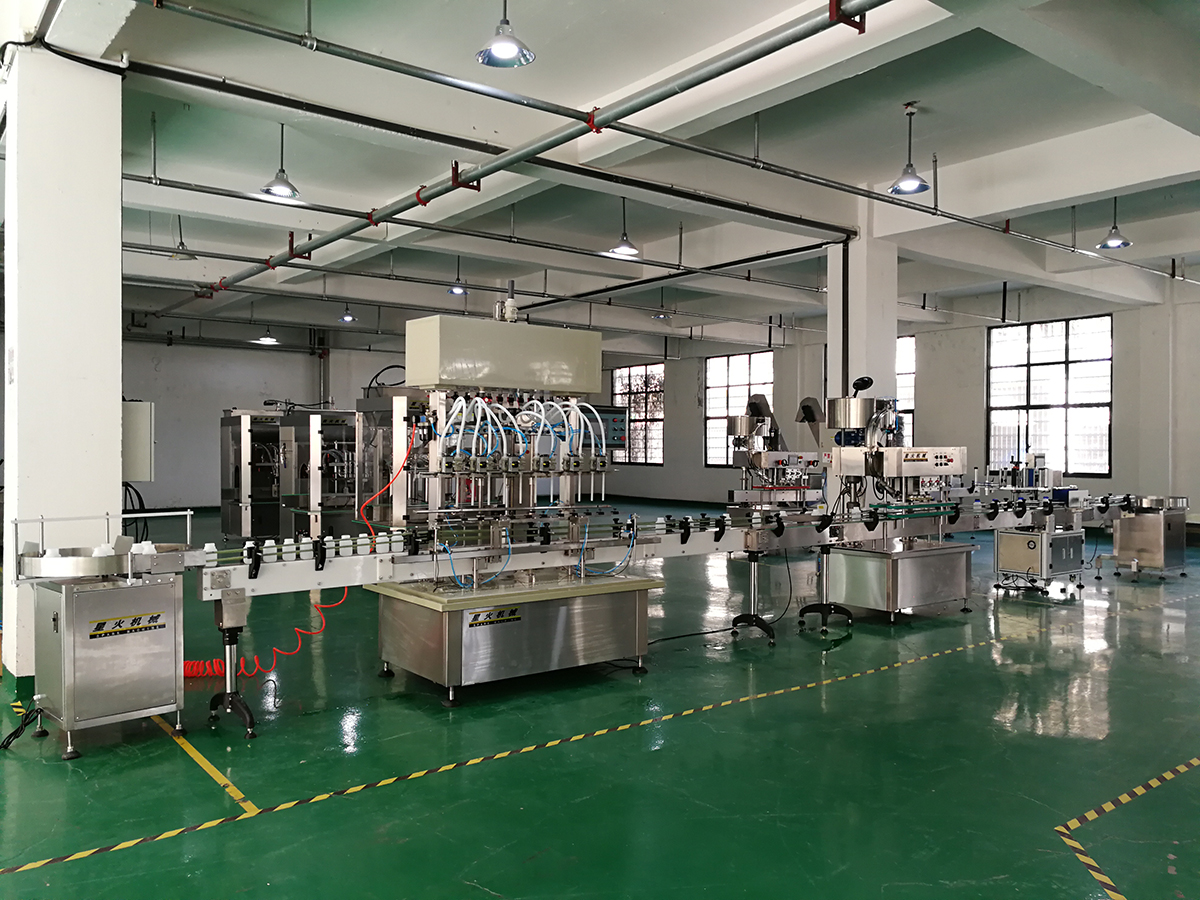 銀川防腐蝕液體灌裝生產線